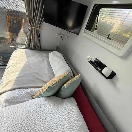 Holiday home Tiny House Annemone Bei Carogruen In Erfurt-gemuetlich-sonnig-kueche-bad-garten-parken-pool-sauna-klimaanlage-wlan