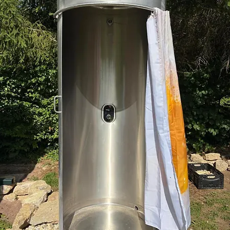 Holiday home Tiny House Annemone Bei Carogruen In Erfurt-gemuetlich-sonnig-kueche-bad-garten-parken-pool-sauna-klimaanlage-wlan *