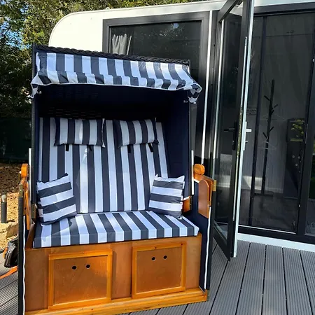 Holiday home Tiny House Annemone Bei Carogruen In Erfurt-gemuetlich-sonnig-kueche-bad-garten-parken-pool-sauna-klimaanlage-wlan