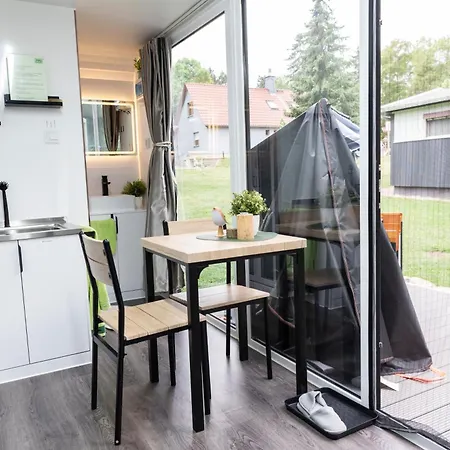 Tiny House Annemone Bei Carogruen In Erfurt-gemuetlich-sonnig-kueche-bad-garten-parken-pool-sauna-klimaanlage-wlan * Erfurt